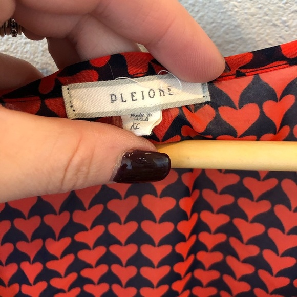 Sheer tie front blouse - Picture 4 of 5